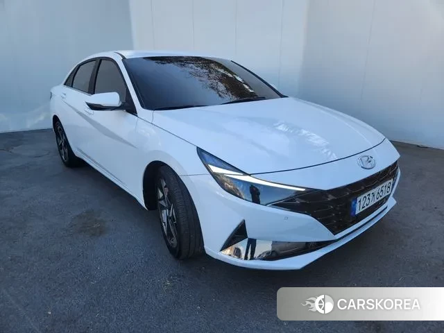 Hyundai Avante (CN7) 2022 Белый из Кореи