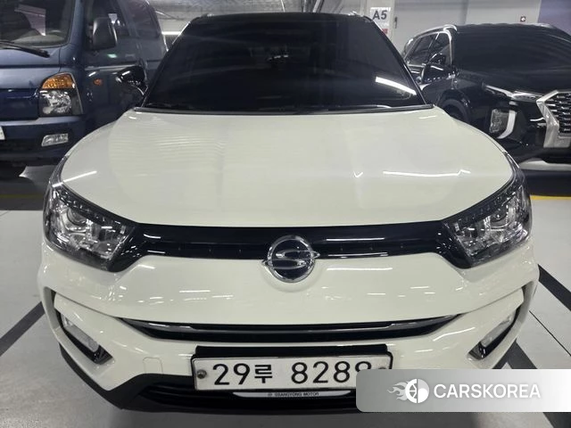 Ssangyong Tivoli Armor 2018 Белый двухцветный из Кореи