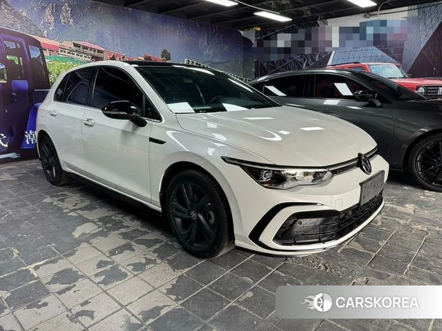 Volkswagen Golf 2022 Белый из Китая