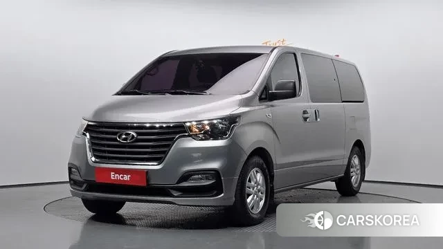 Hyundai The New Grand Starex 2018 Серебристо-серый из Кореи