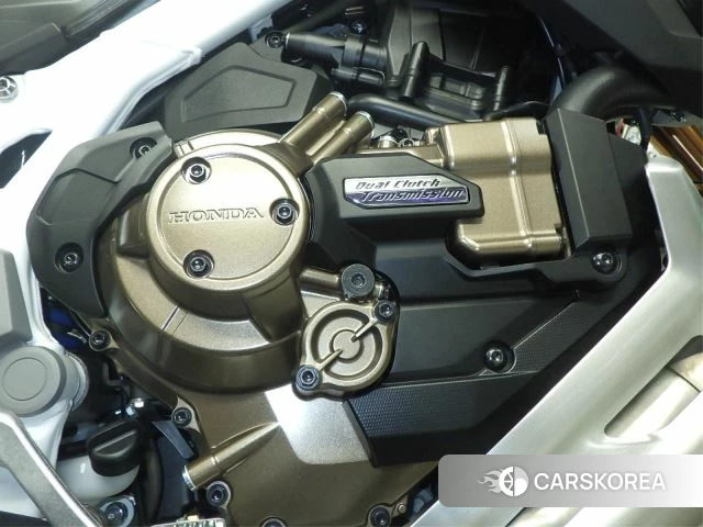 Engine photo
