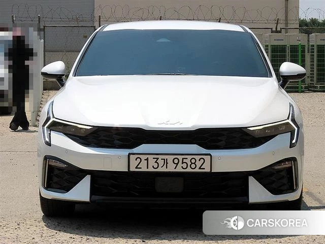 Kia The New K5 3rd generation 2025 Белый из Кореи