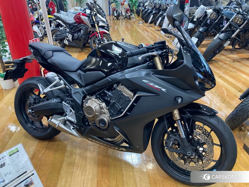 Проданный Honda CBR650R 2021 из Японии