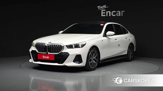 BMW 5 Series (G60) 2025 Белый из Кореи