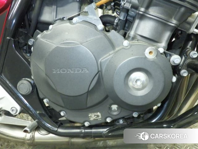 Engine photo
