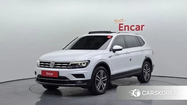 Volkswagen Tiguan Allspace 2020 Белый из Кореи
