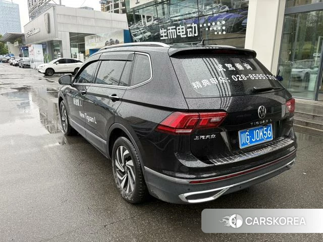 Volkswagen Tiguan L 2023 Черный из Китая