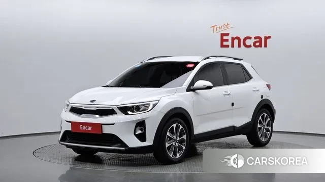 Kia Stonic 2020 Белый из Кореи