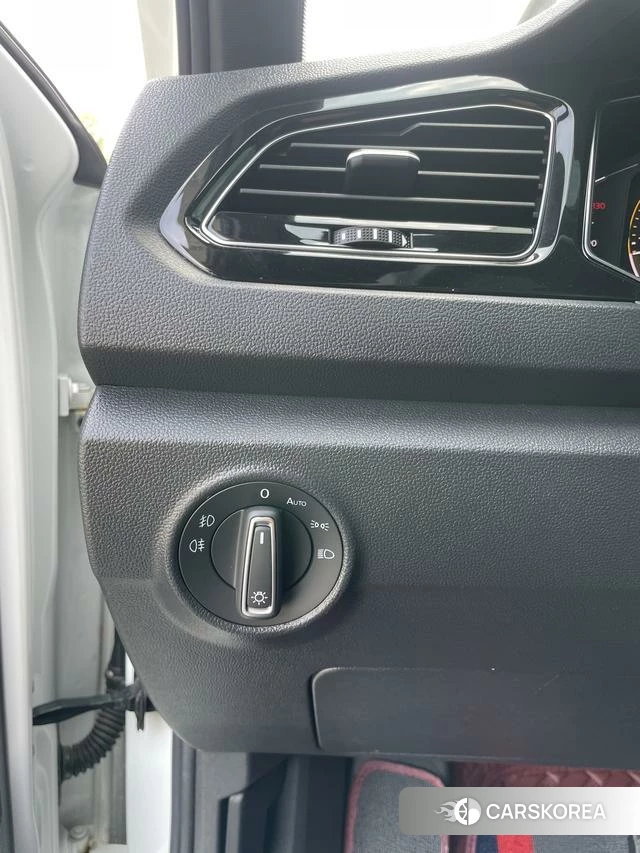 Volkswagen Exploring songs 2022 Белый из Китая