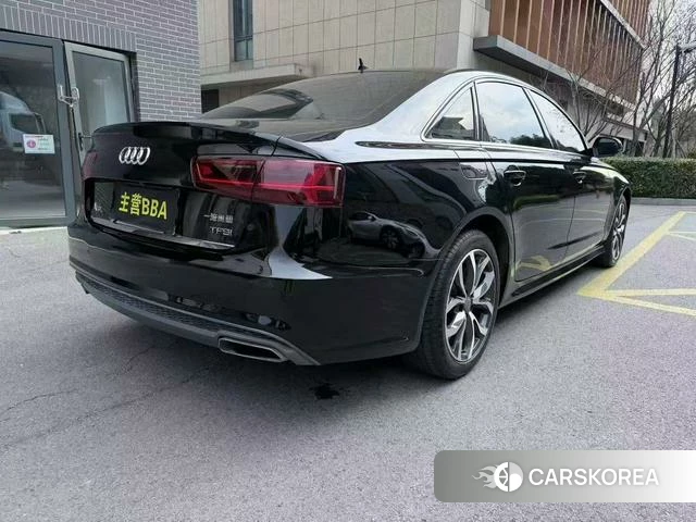 Audi A6L 2018 Черный из Китая