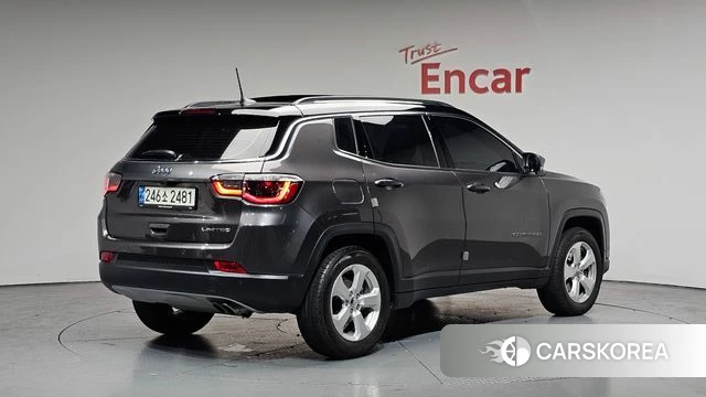 Jeep Compass 2nd Generation 2021 Серый из Кореи
