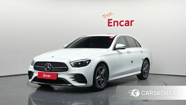 Mercedes-Benz E-Class W213 2022 Белый из Кореи