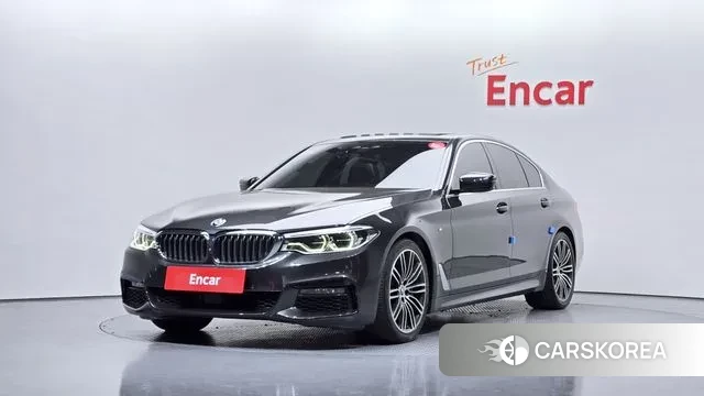 BMW 5 Series (G30) 2019 Черный из Кореи