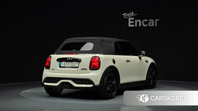 Mini Cooper S Convertible 2021 Жемчужный цвет из Кореи