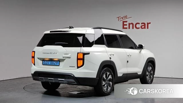 Ssangyong Torres EVX 2023 Белый из Кореи