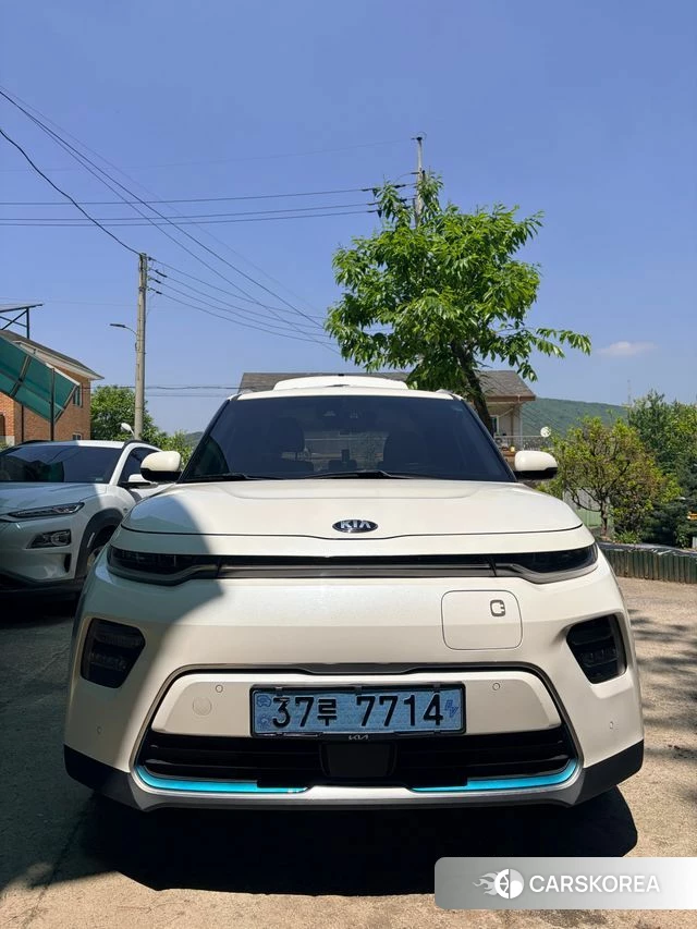 Kia Soul Booster EV 2019 Белый из Кореи