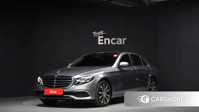 Mercedes-Benz E-Class W213 2019 Серый из Кореи