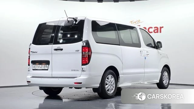 Hyundai The New Grand Starex 2019 Белый из Кореи