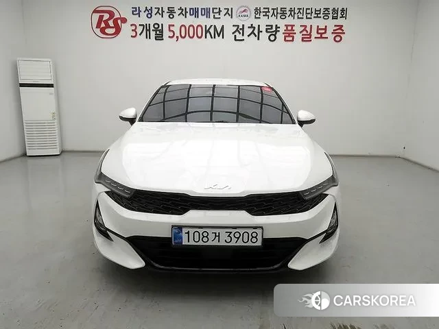 Kia K5 3rd generation 2022 Белый из Кореи