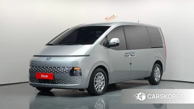 Hyundai Staria 2021 Серебряный из Кореи