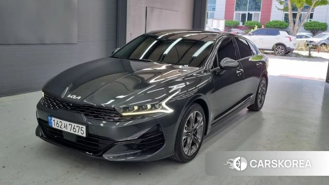 Kia K5 3rd generation 2023 Серый из Кореи
