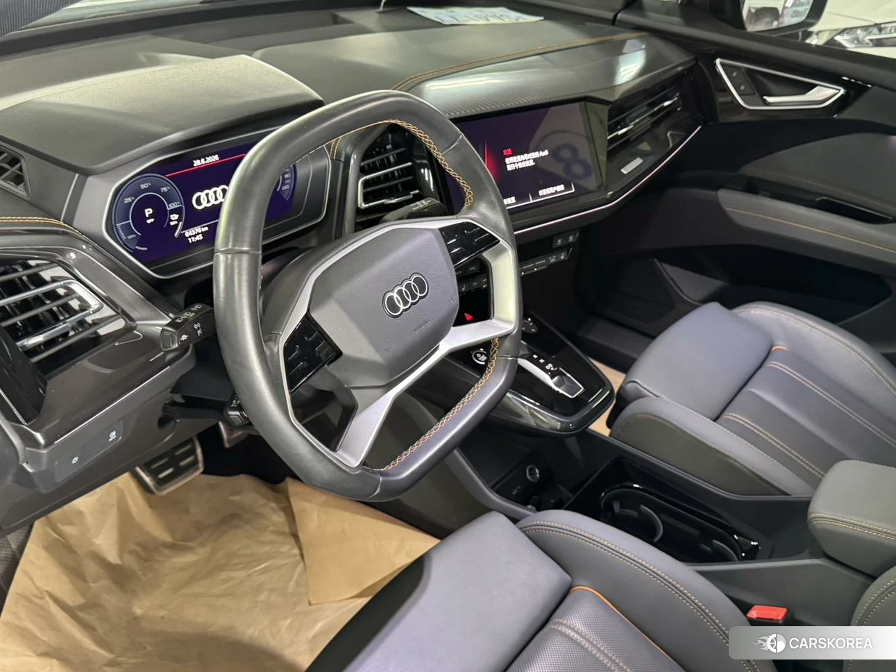 Audi Q4 2022 Темно-серый из Китая
