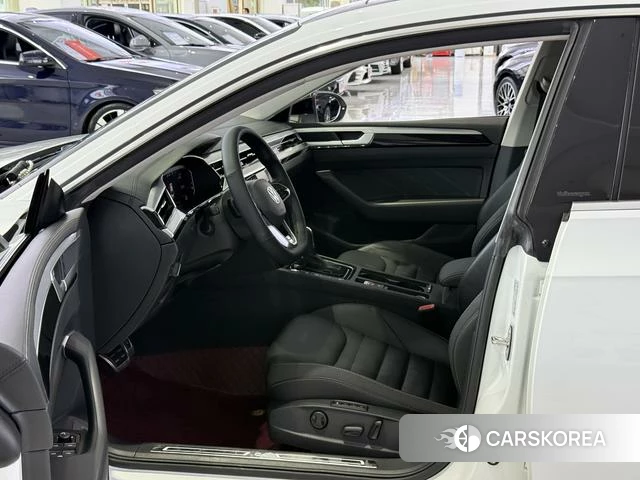 Volkswagen CC 2021 Белый из Китая