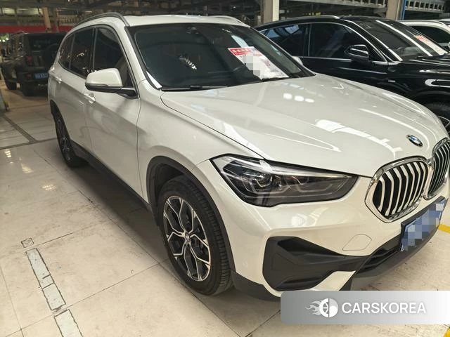 BMW X1 2021 Белый из Китая