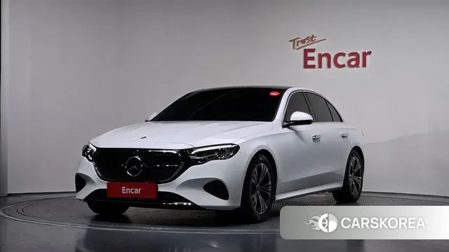 Mercedes-Benz E-Class W214 2025 Белый из Кореи