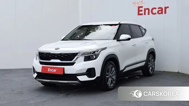Kia Seltos 2020 Белый из Кореи