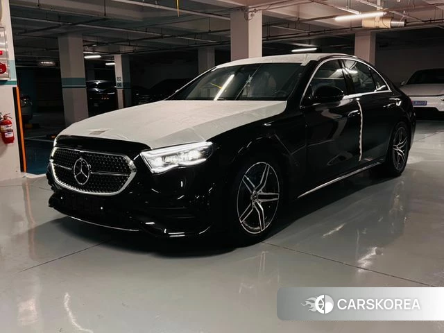 Mercedes-Benz E-Class W214 2026 Черный из Кореи