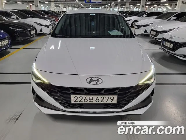 Hyundai Avante (CN7) 2021 Белый из Кореи
