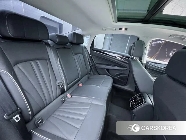 Volkswagen Passat 2024 Черный из Китая