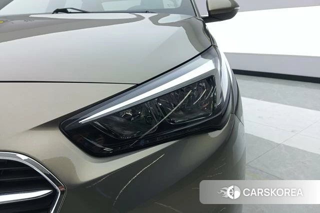 Buick Excelle 2019 Желтый из Китая