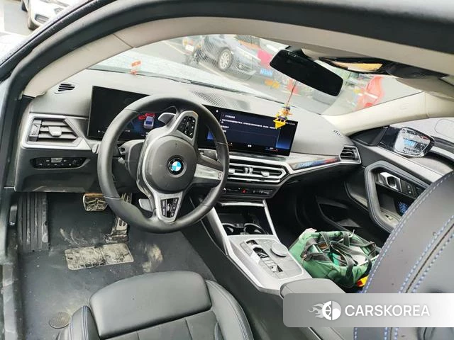 BMW 2 series (imported) 2025 Серебристо-серый из Китая