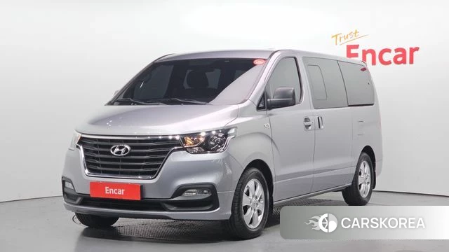 Hyundai The New Grand Starex 2018 Серебристо-серый из Кореи