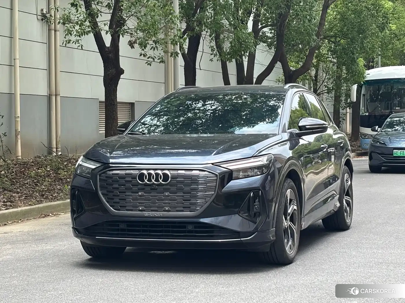 Audi Q4 e-tron 2023 Черный из Китая