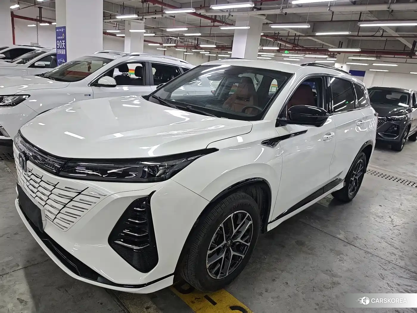 Chang'an Changan CS75PLUS 2024 Белый из Китая