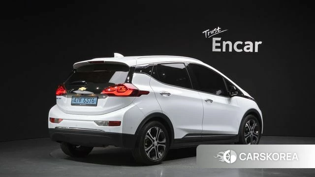 Chevrolet (GM Daewoo) Bolt EV 2018 Белый из Кореи