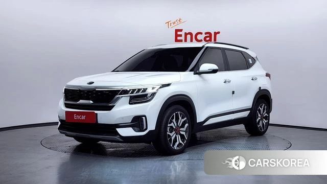Kia Seltos 2021 Белый из Кореи