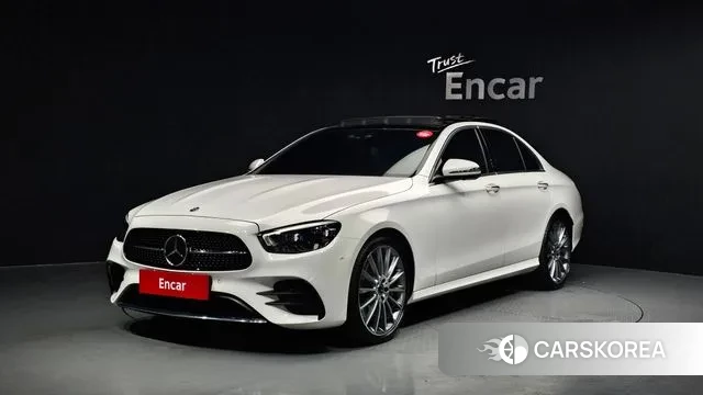 Mercedes-Benz E-Class W213 2022 Белый из Кореи