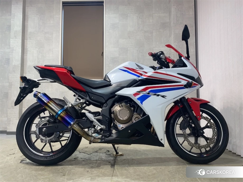 Проданный Honda CBR400R 2016 из Японии, фото 2