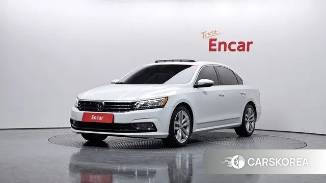 Volkswagen The New Passat 2018 Белый из Кореи