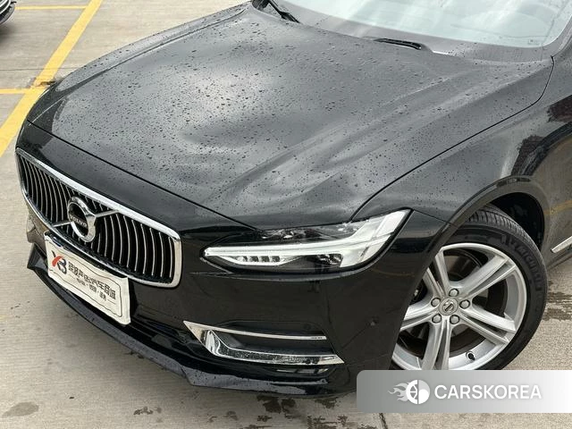 Volvo S90 2019 Черный из Китая