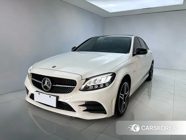 Mercedes-Benz Class C 2020 Белый из Китая
