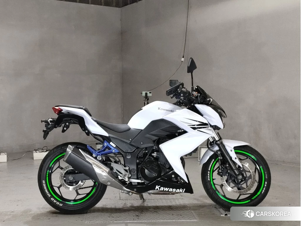 Проданный Kawasaki Z250 2013 из Японии, фото 2