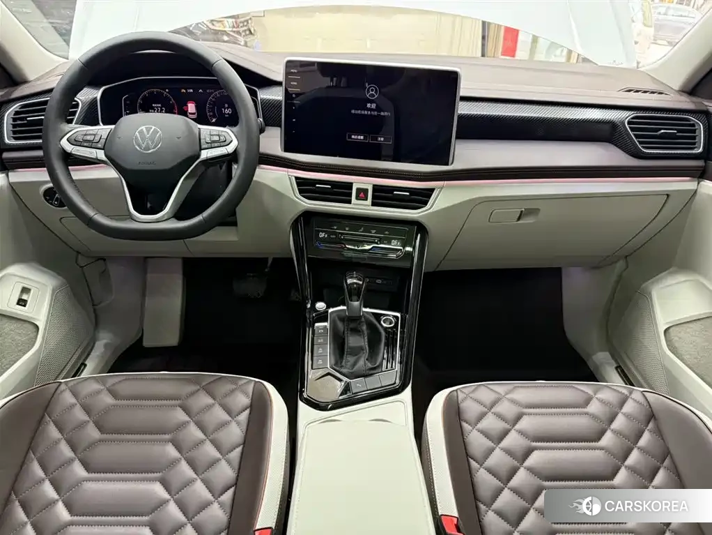 Volkswagen Tayron 2022 Белый из Китая