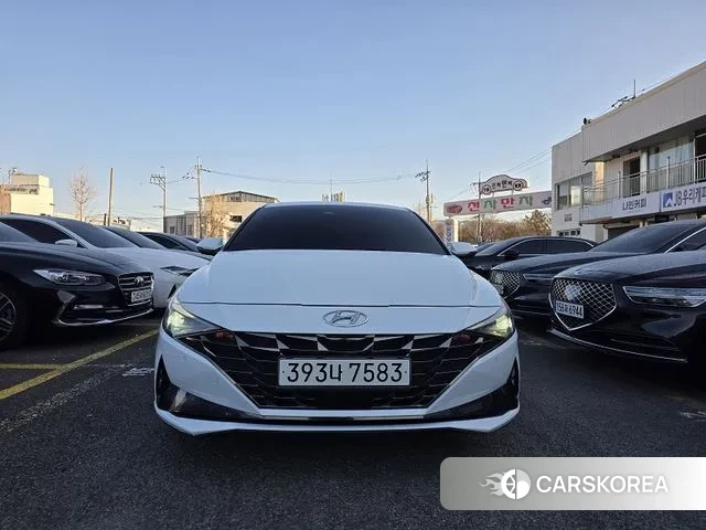 Hyundai Avante Hybrid (CN7) 2021 Белый из Кореи