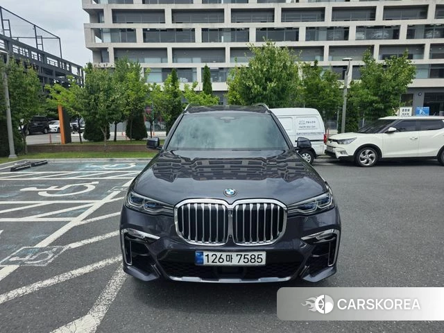 BMW X7 (G07) 2020 Серый из Кореи