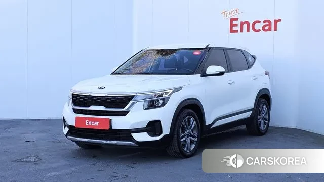 Kia Seltos 2021 Белый из Кореи